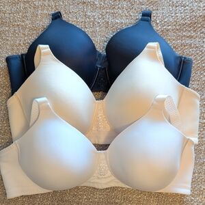 Vanity Fair Women's Bras - Cream, White And Blue Set